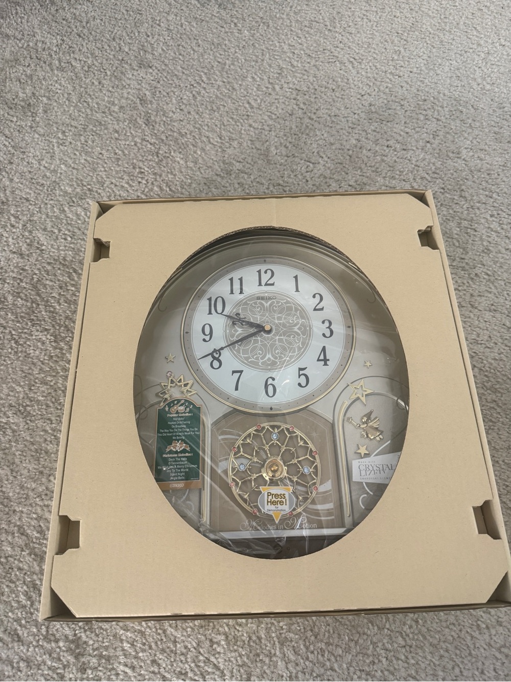 Seiko Brown, Cream and Gold Musical Motion Wall Clock - Picture 2 of 11